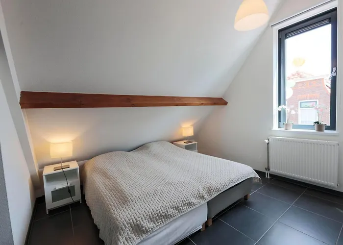 Weststraat 22 - - Noord 3p Appartement *